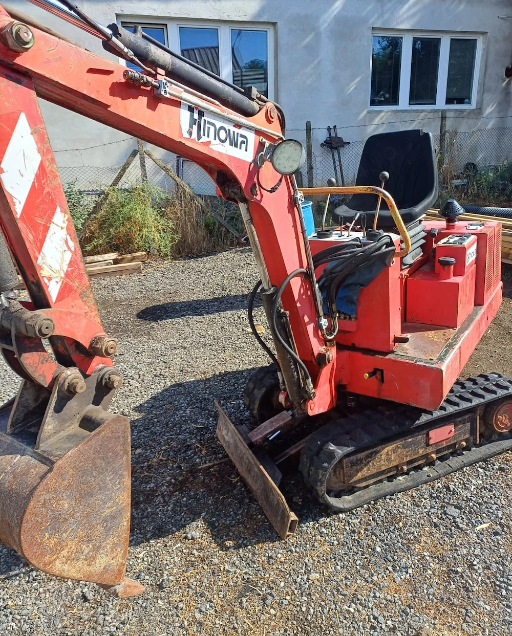 Hinowa miniexcavator