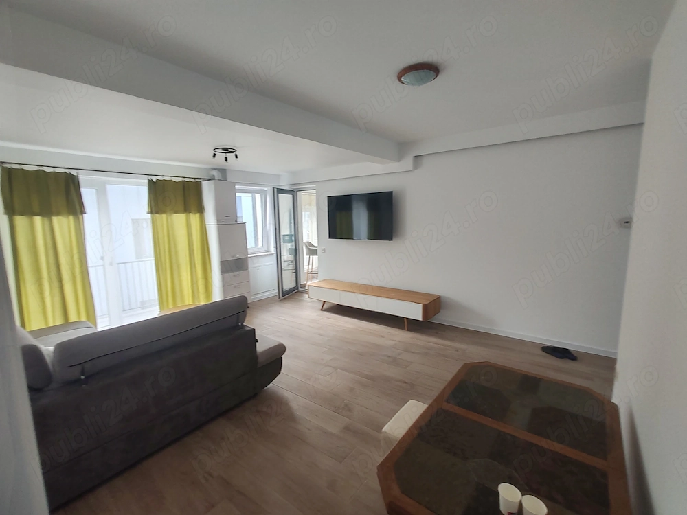 Închiriez 3 camere Gruia