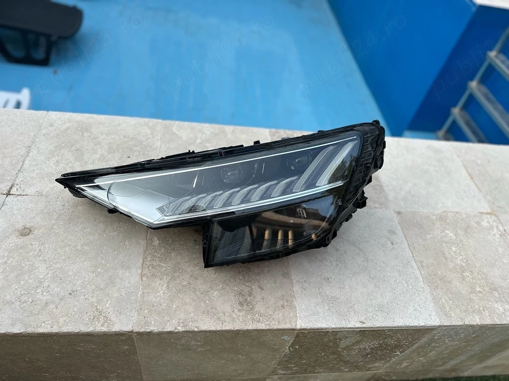 Far Dreapta Audi Q8 Matrix LED fara module