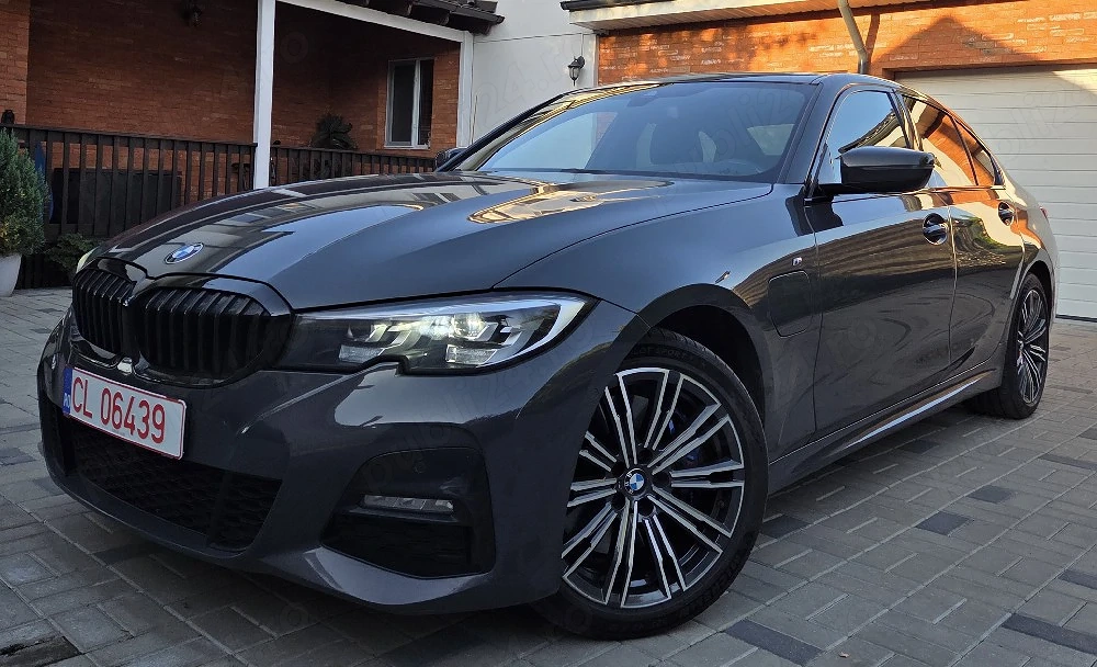 BMW 330e 2021 *292 CP * Pachet M * Hybrid Plug-in * Full Istoric