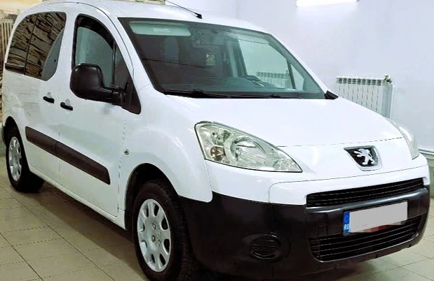 1.6 diesel 2012 cu 5 locuri 