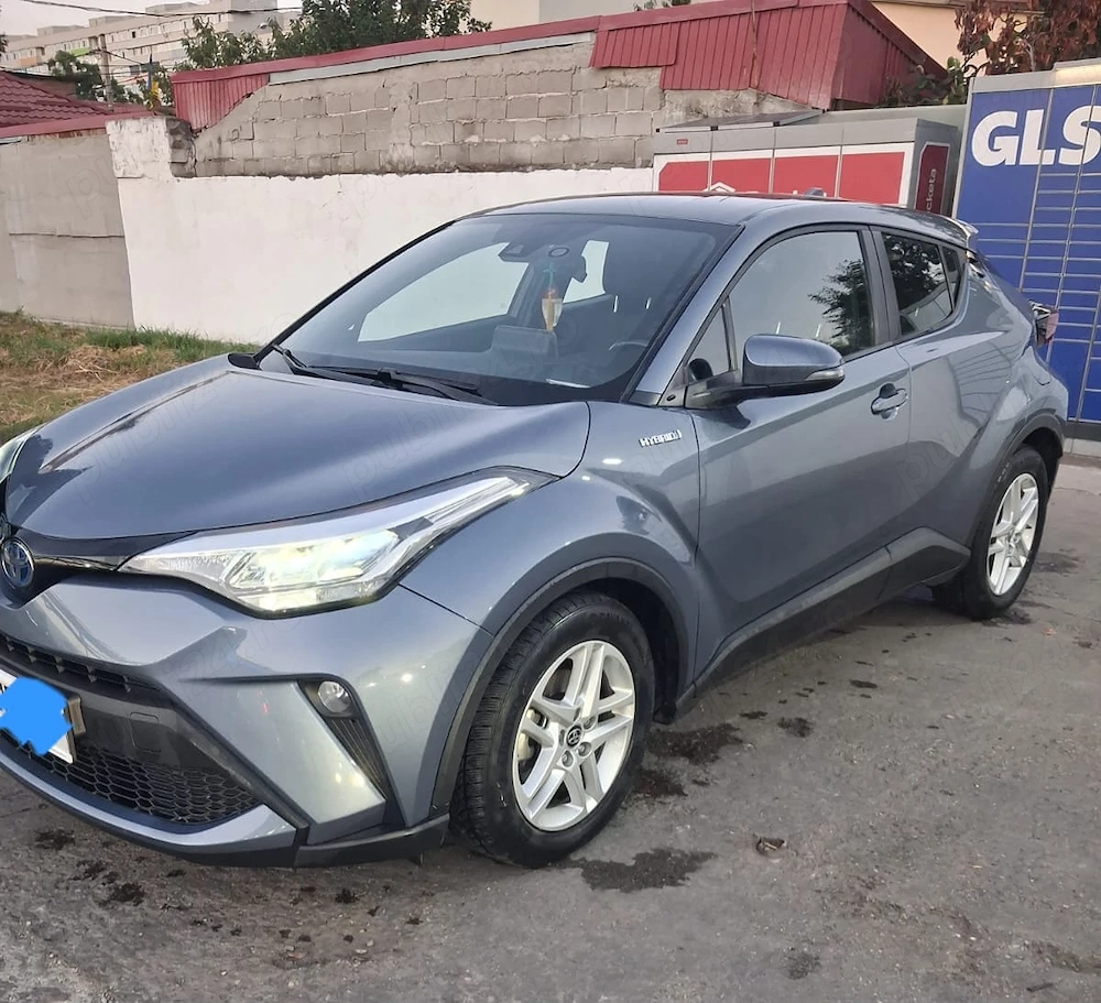 Vând Toyota C-HR, an fabricație 2020, 1.8 Hybrid, cutie automată, 63.448 km.