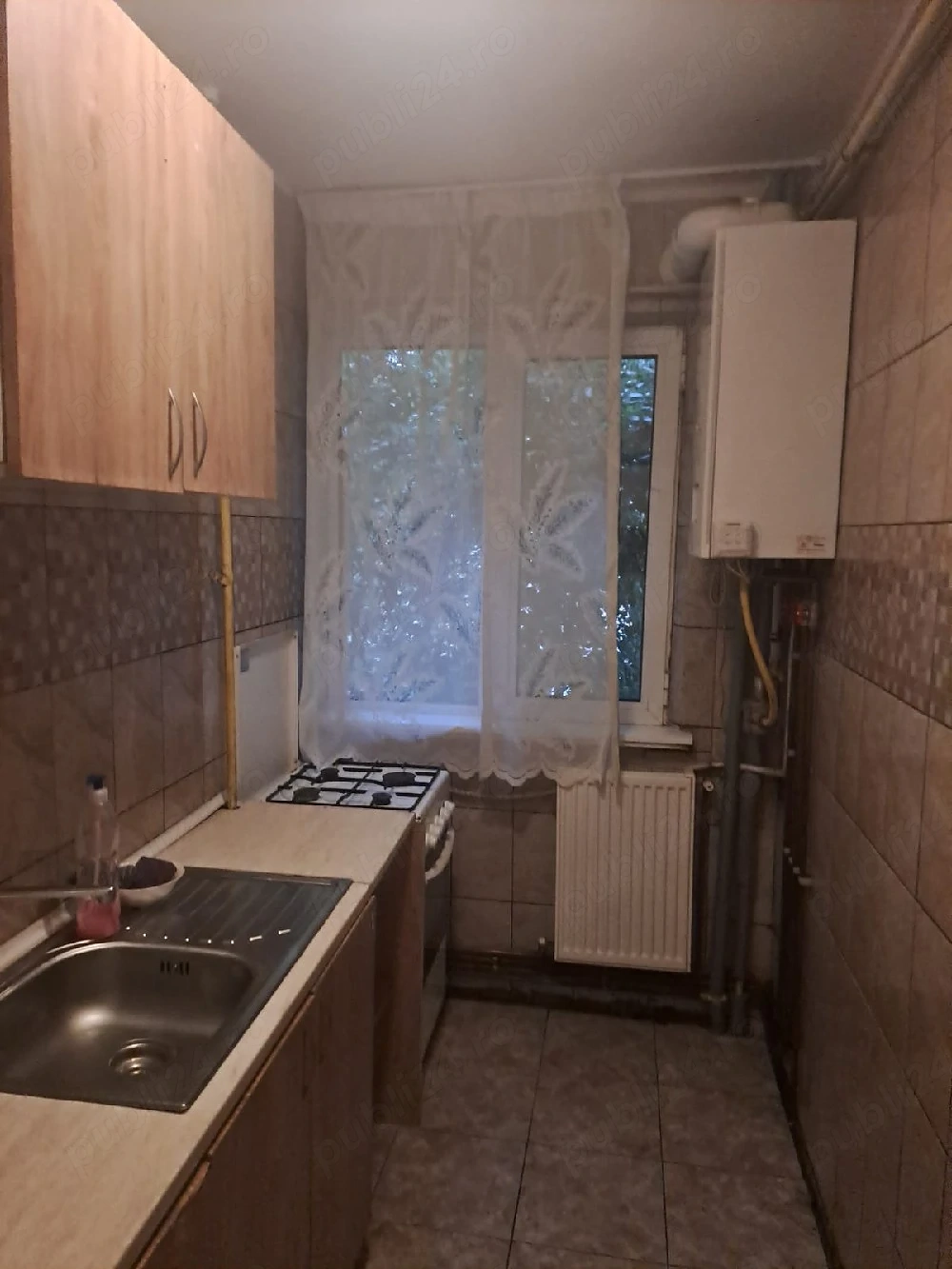 Închiriez apartament