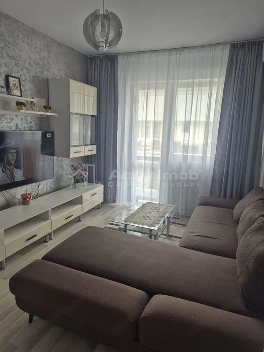 2 camere decomandate - centrala  - parcare - Postalionului - Berceni