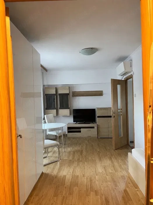 garsoniera grigorescu-parc i.o.r.-parcare proprie-metrou 5 minute