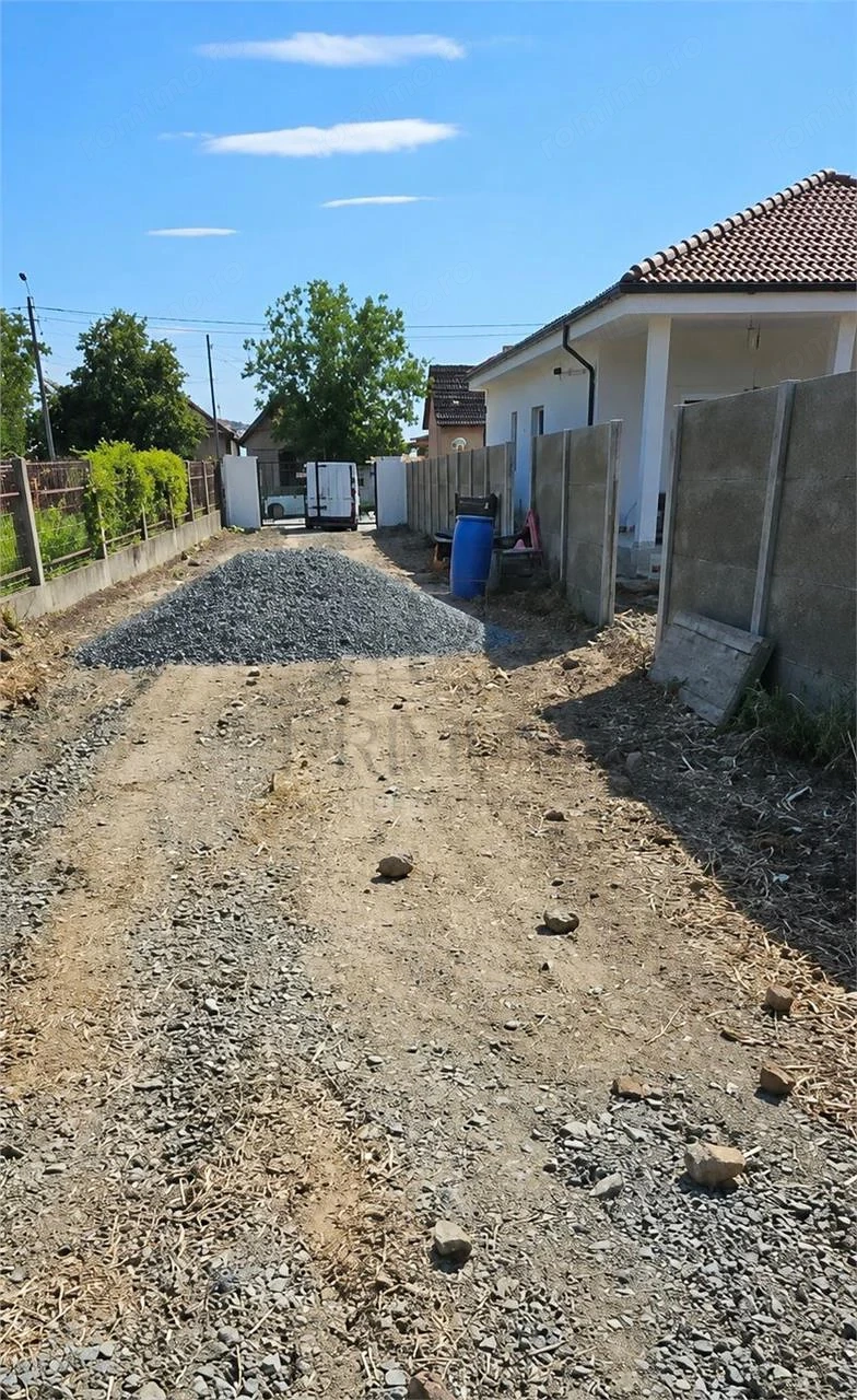 Teren - Giarmata - Toate Utilitatile - 1036 mp