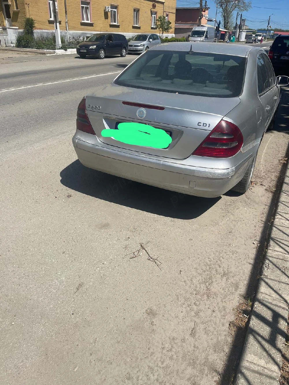vand urgent Mercedes e220 motot de 2.2 dizel
