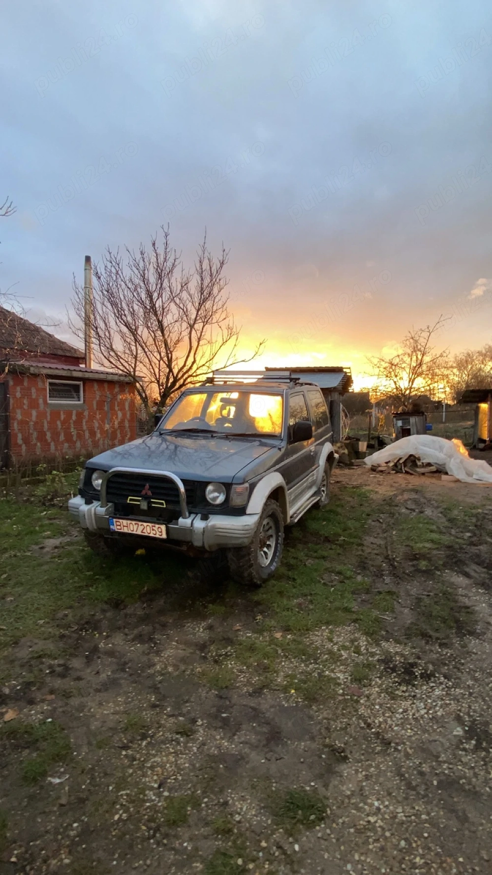Mitsubishi Pajero 2.5