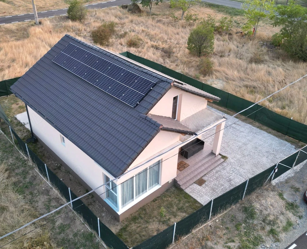 Casă primitoare de vânzare în Ghioroc