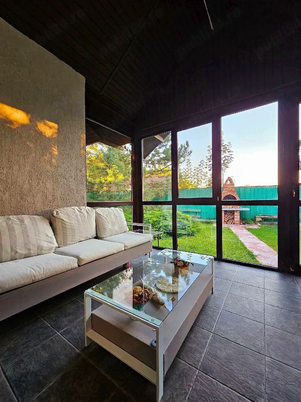 CASA 4 Camere 180 MP - Teren 1058 mp - 2 Terase 2 Bai GARAJ