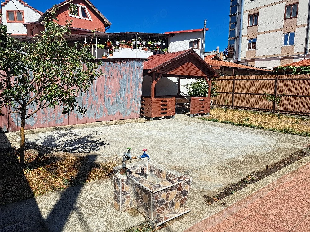 Casa de inchiriat complet mobilata si utilata