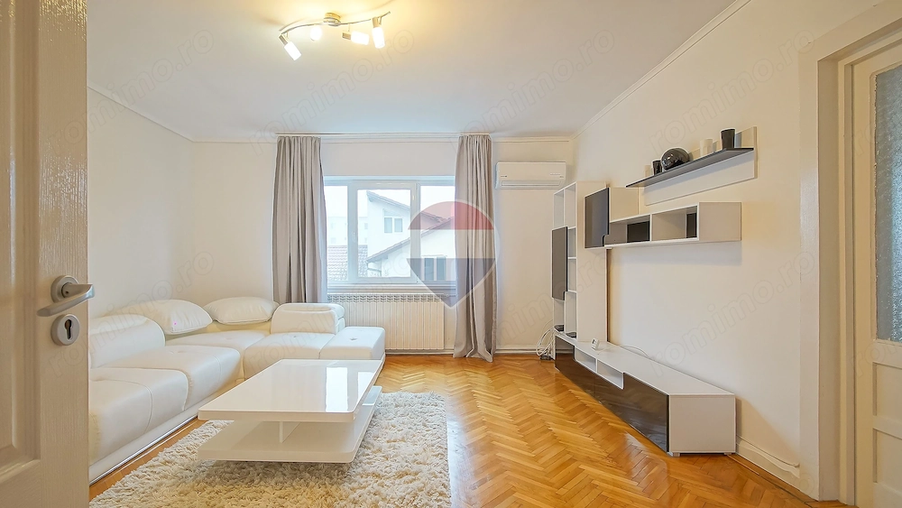 COMISION 0% | Apartament 4 camere + Curte | Zona Tractorul