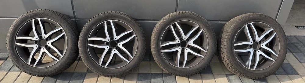 Vând Set Jante Originale Mercedes GLA 18" + Anvelope Iarnă Dunlop