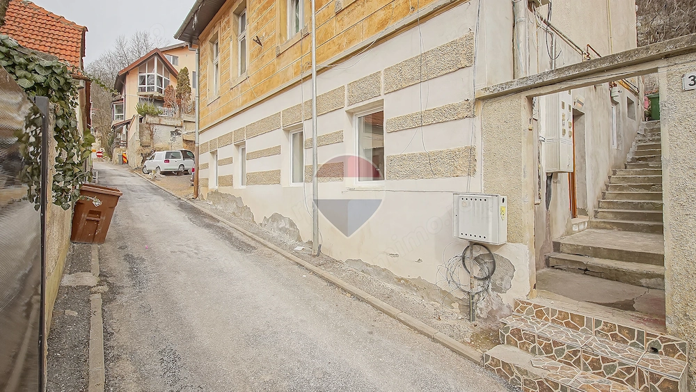 Apartament cu 3 camere, 90 mp, Centrul Istoric
