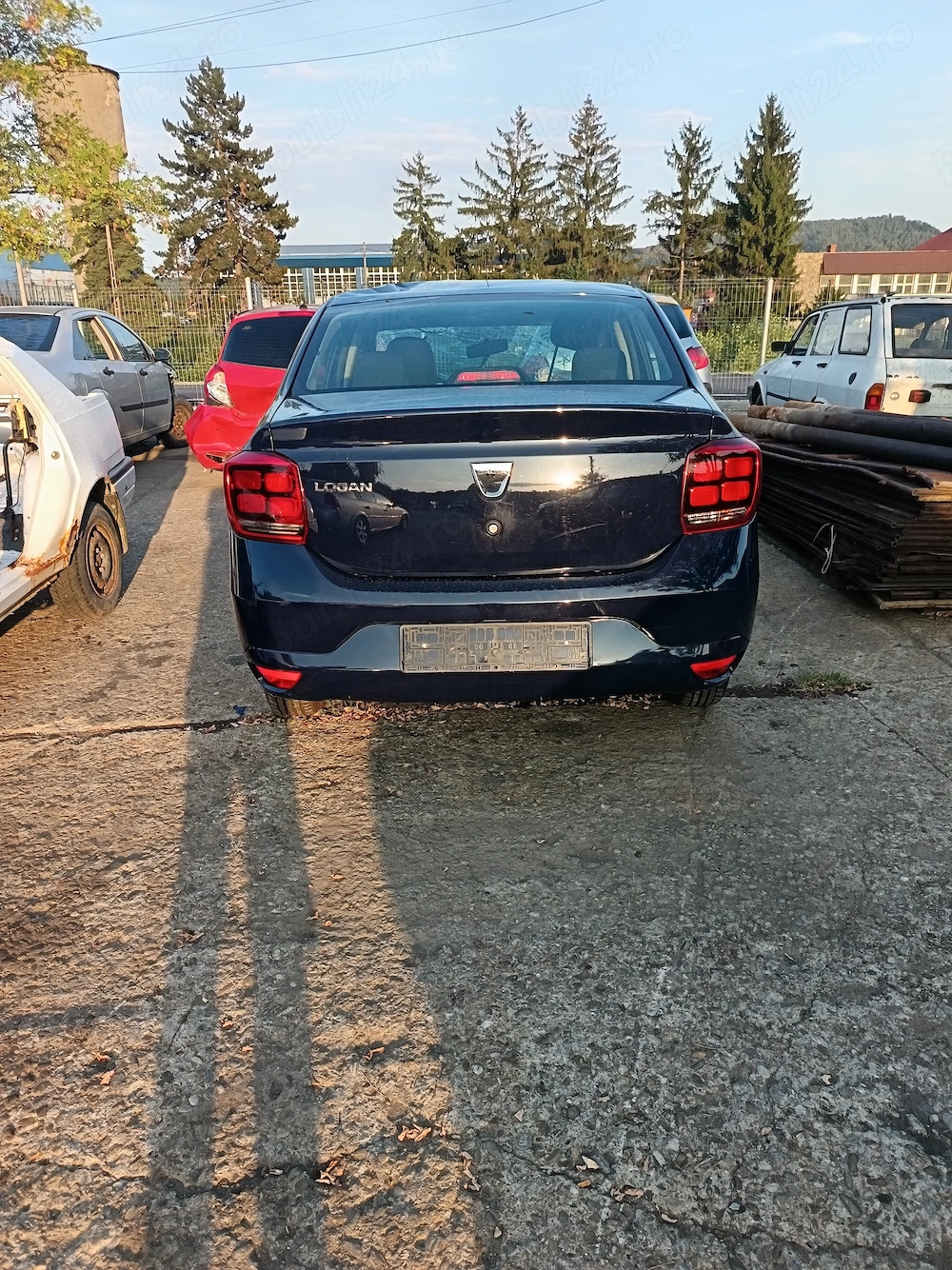 Dezmembrez Dacia Logan 2020
