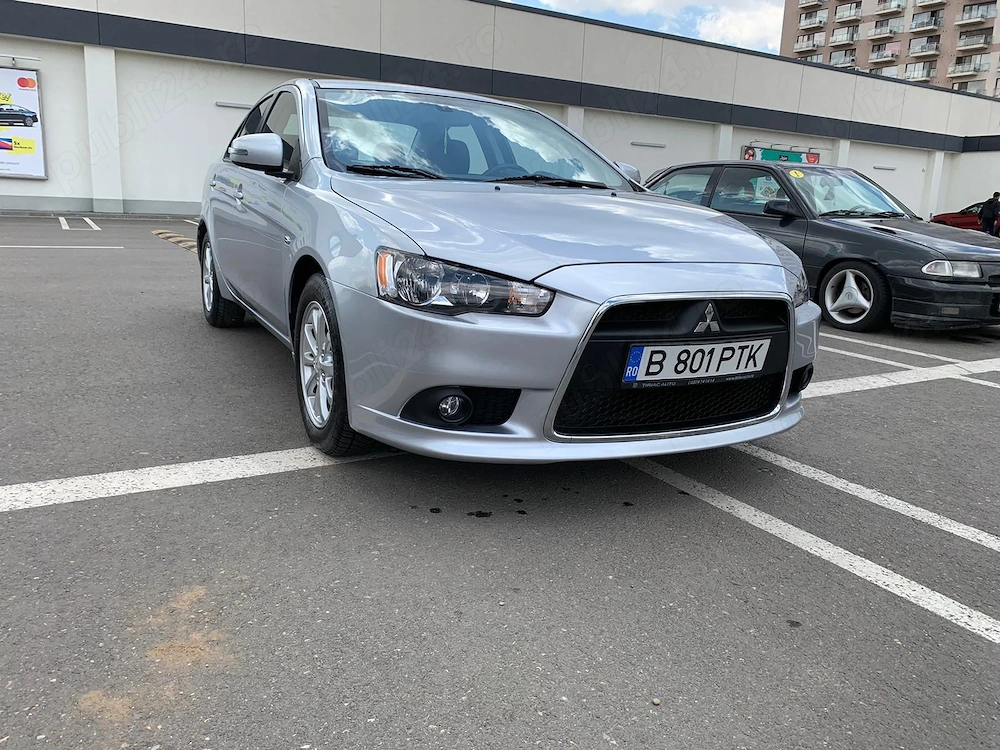 Mitsubishi Lancer