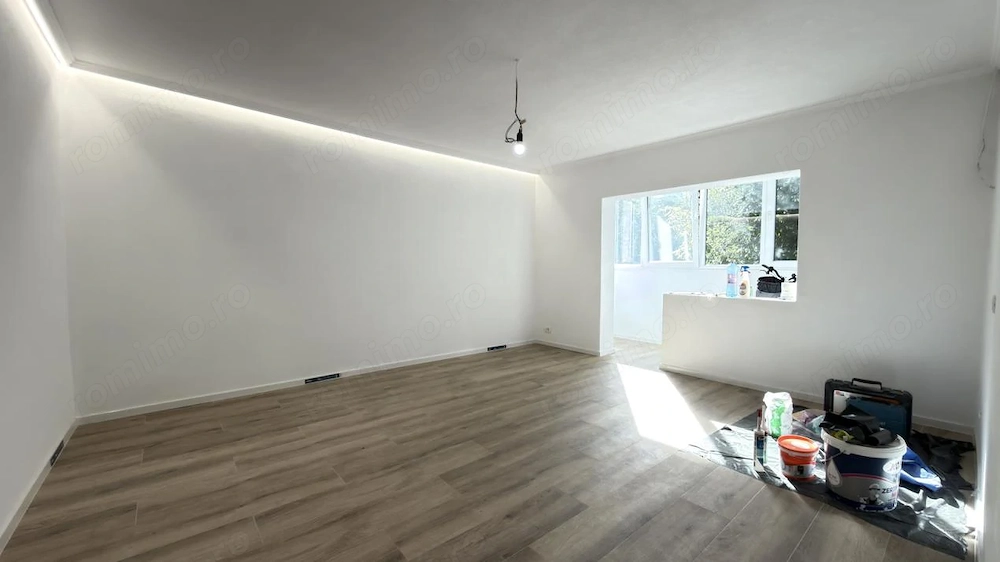 Apartament 3 camere, 2 bai, etaj 1 decomandat, 65 mp utili - Dambovita