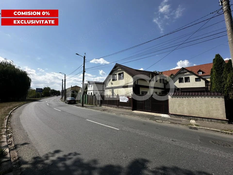Casa individuala de vanzare acces cu auto in curte pe malul Cibinului