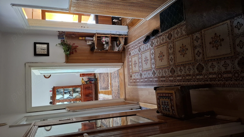 Vand apartament cu 3 camere 