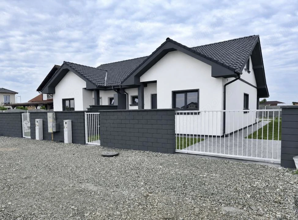 Duplex 3 camere | 78 mp | cu posibilitate mansardare - Mosnita 