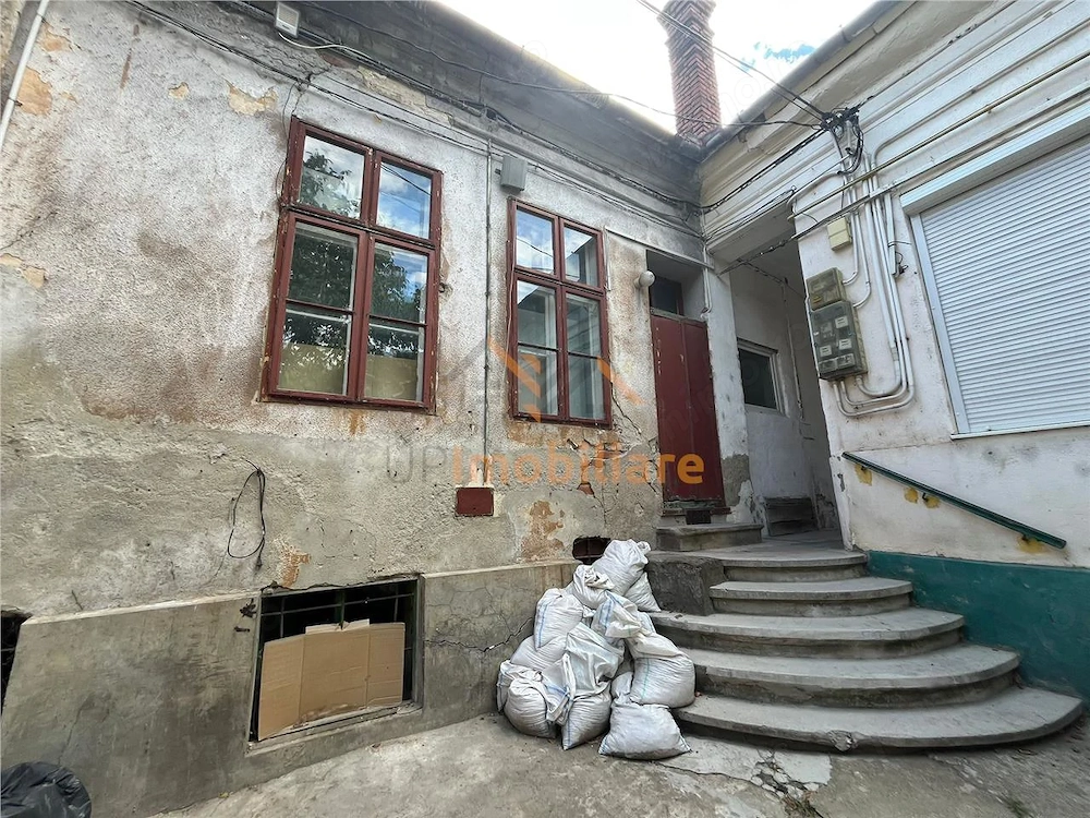 APARTAMENT | 3 CAMERE | ZONA CENTRALA | PARTER + DEMISOL | ORADEA | BIHOR