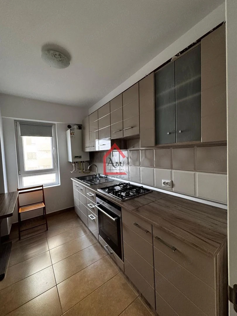 Ap 2 camere decomandat + loc parcare | Cug | et 3 | bloc NOU