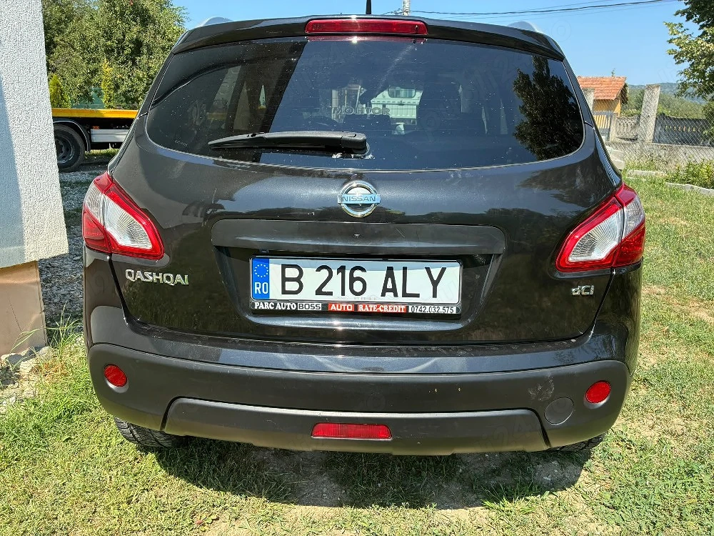 vind nissan avariat