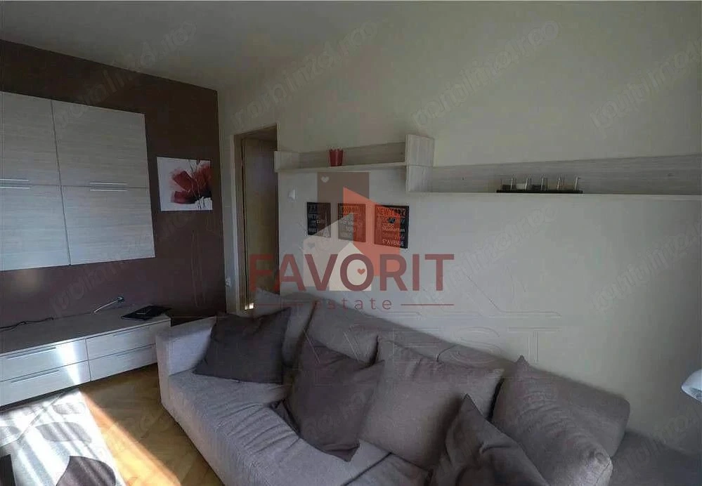 2 camere | central | etaj intermediar | mobilat | curte |