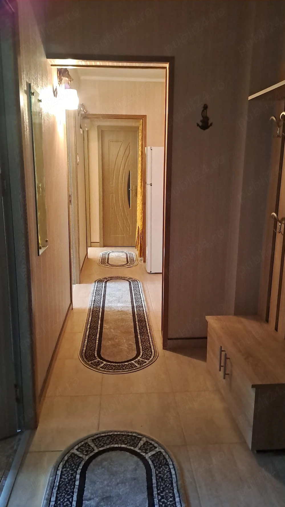 Inchiriez apt 3 camere Viziru 3