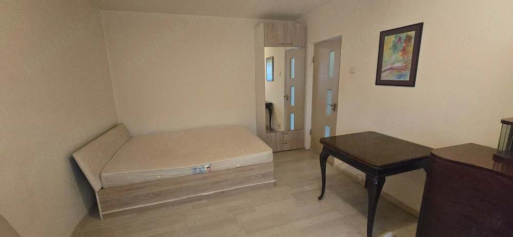 Garsoniera spatioasa, direct proprietar 
