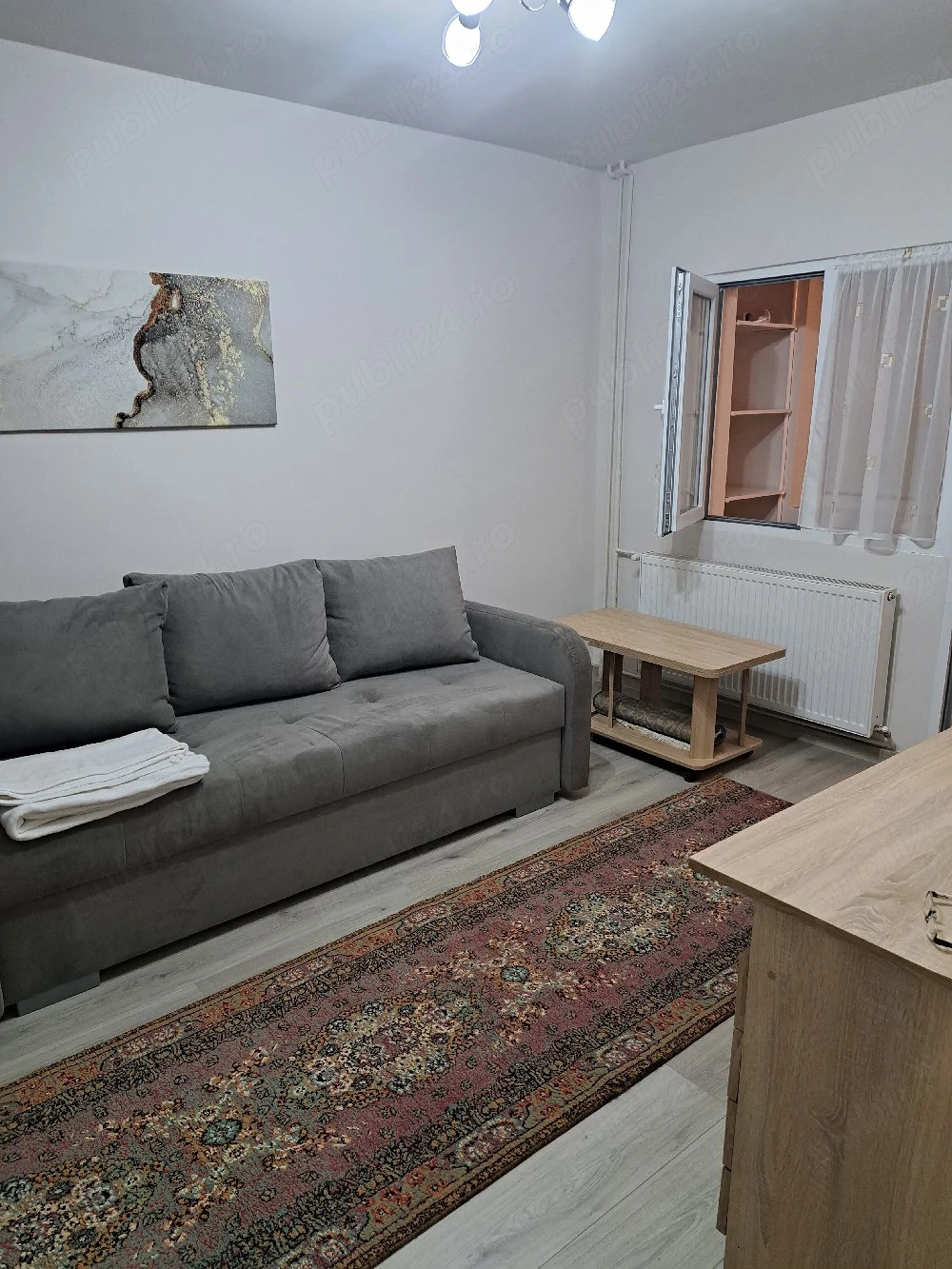 Ofer spre închiriere apartament cu 1 cameră