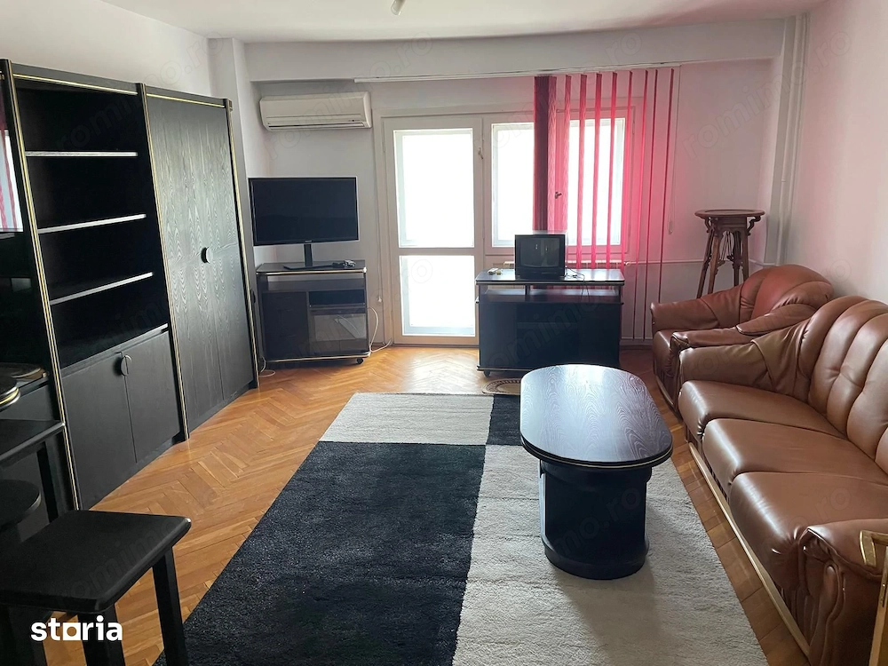Apartament 3 camere, Centrul Civic, bucatarie separata