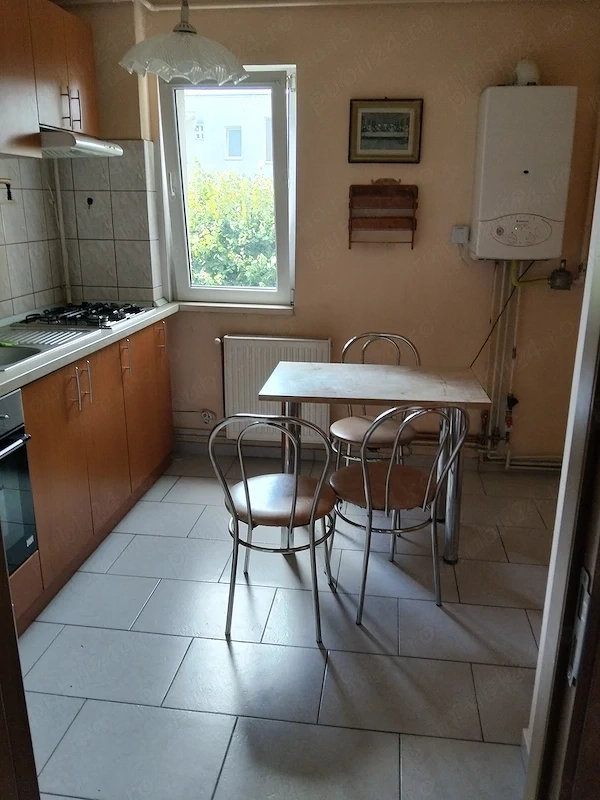 Apartament de inchiriat