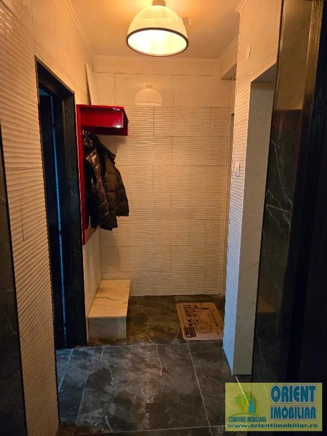 Tomis 3, City Mall, de vanzare apartament 2 camere, etaj 2, 