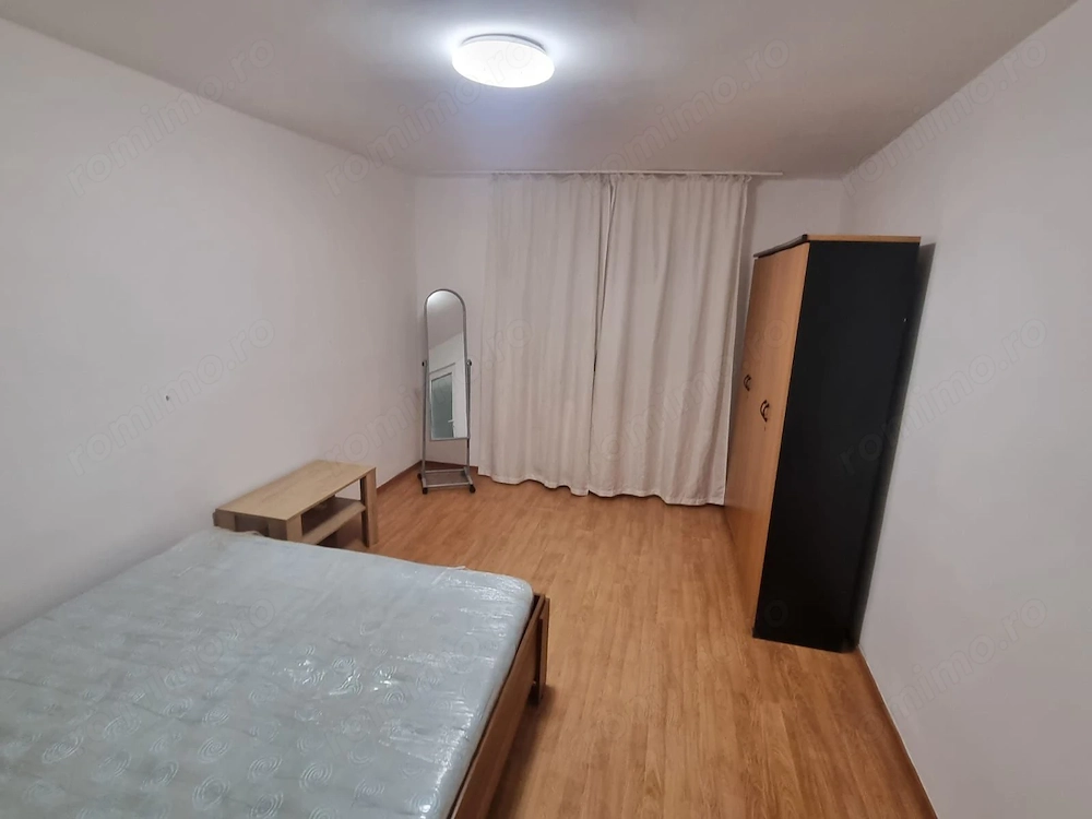 De inchiriat garsoniera in zona Lipovei
