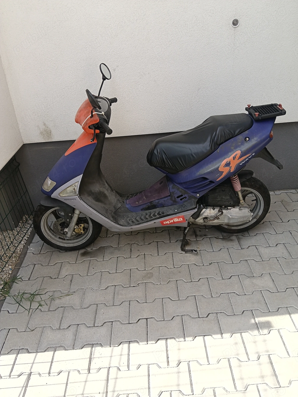 Vând scuter Aprilia 