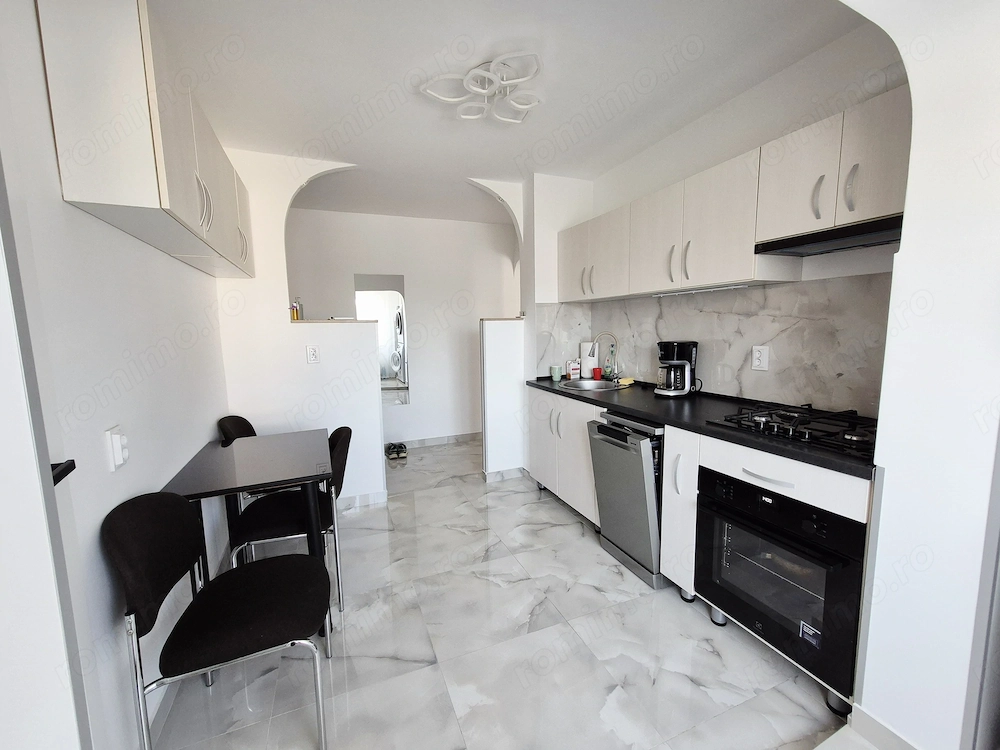 Apartament 2 camere decomandat