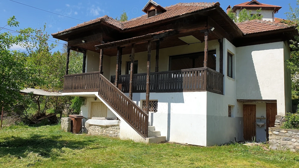 Casa Muzeul Satului Bujoreni