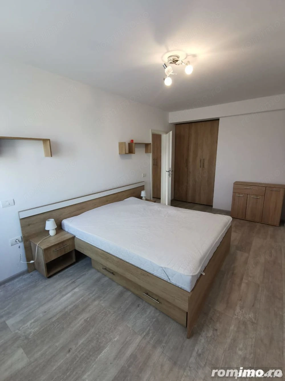 De inchiriat apartament 2 camere in zona Centrala