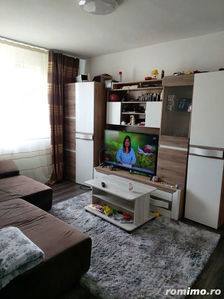 De vanzare apartament  cu o camera zona Complexul Studentesc cu centrala proprie