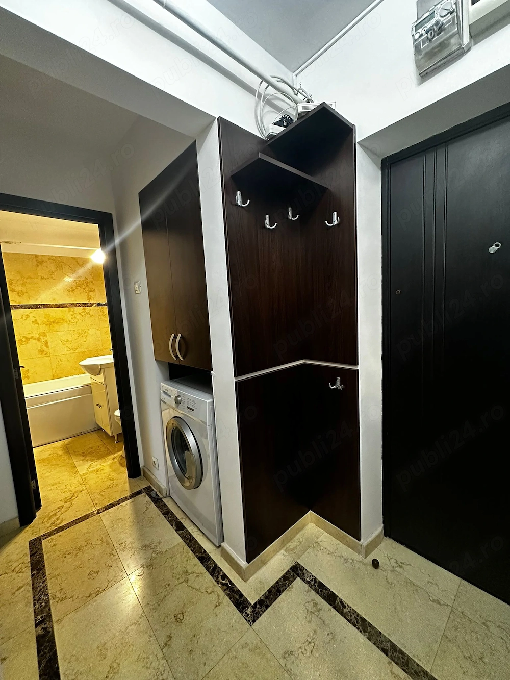 Oferta inchiriere 2 cam Centru Civic et 1