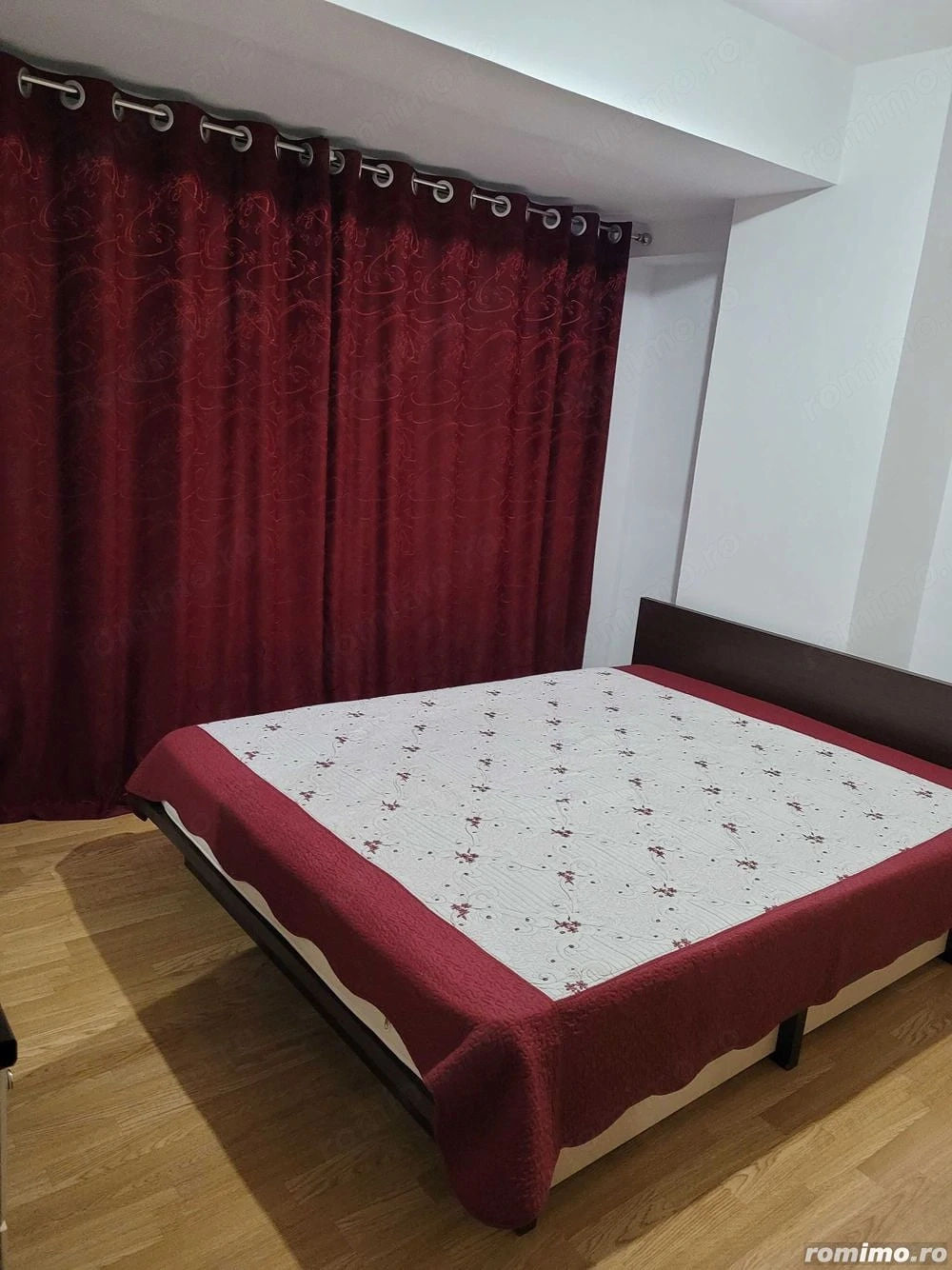 De inchiriat garsoniera in zona Medicinei