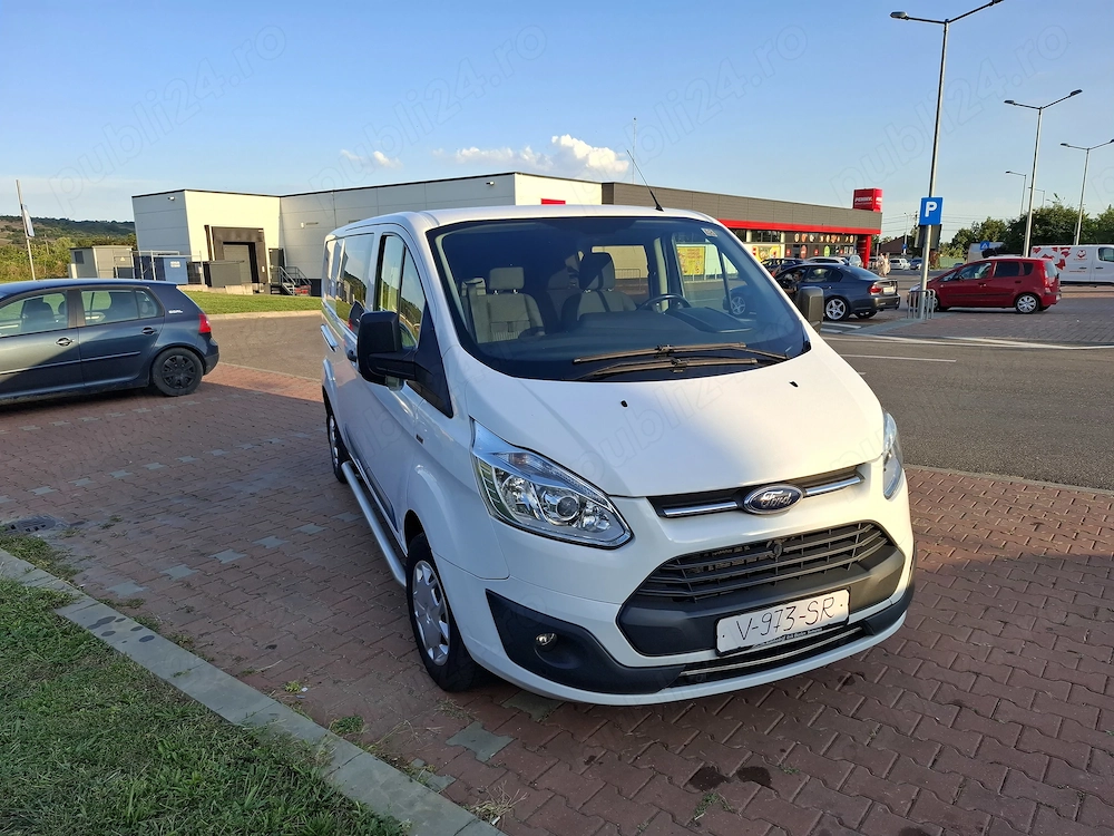 Ford Transit Custom, 2.0 tdi,131cp,6 locuri, varianta lungă 