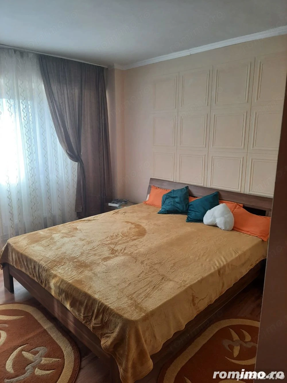 De inchiriat garsoniera zona in Badea Cartan