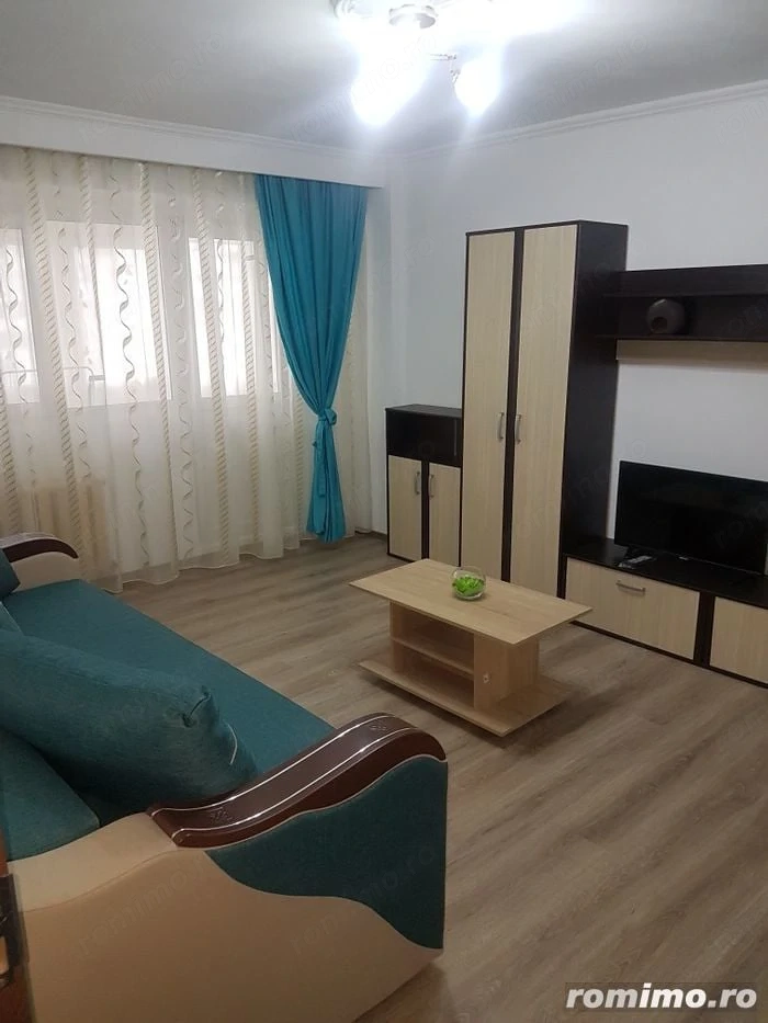 apartament cu 2 camere  decomandat de inchiriat in zona Cetatii