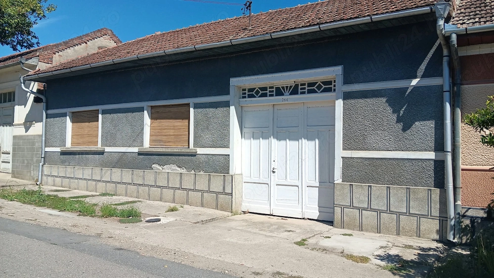 Casa de vanzare