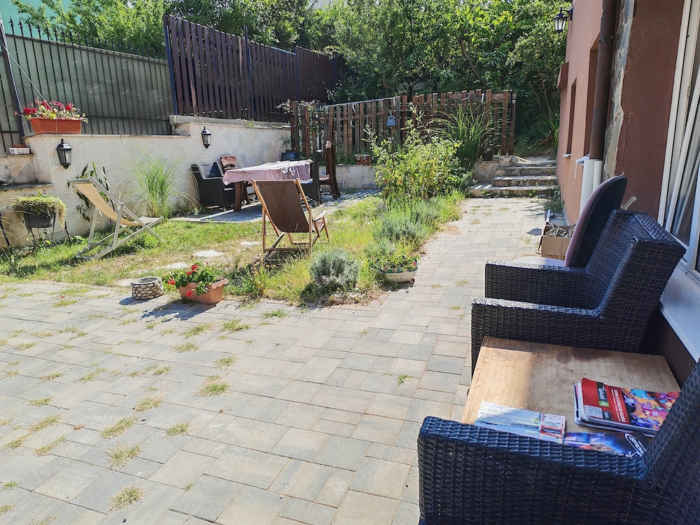 Inchiriez apartament ,la casa,pentru 2 sau 3 studenti e,lângă fac. de medicina Umf str Ciresilor 