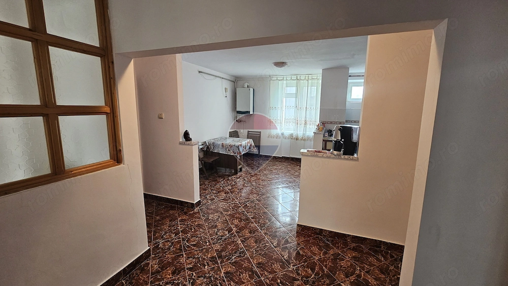 Apartament 3 camere | Calea Romanului | Piatra-Neamț