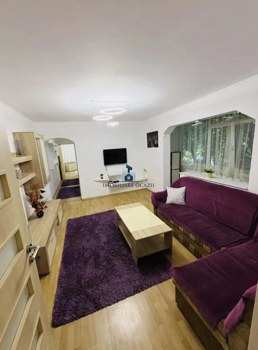 Inchiriere Apartament 3 Camere Semidecomandat Bld. Obregia