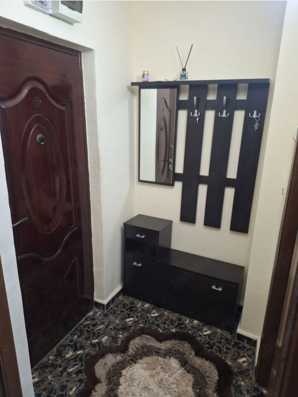 Apartament 1 camera pe strada Poetului